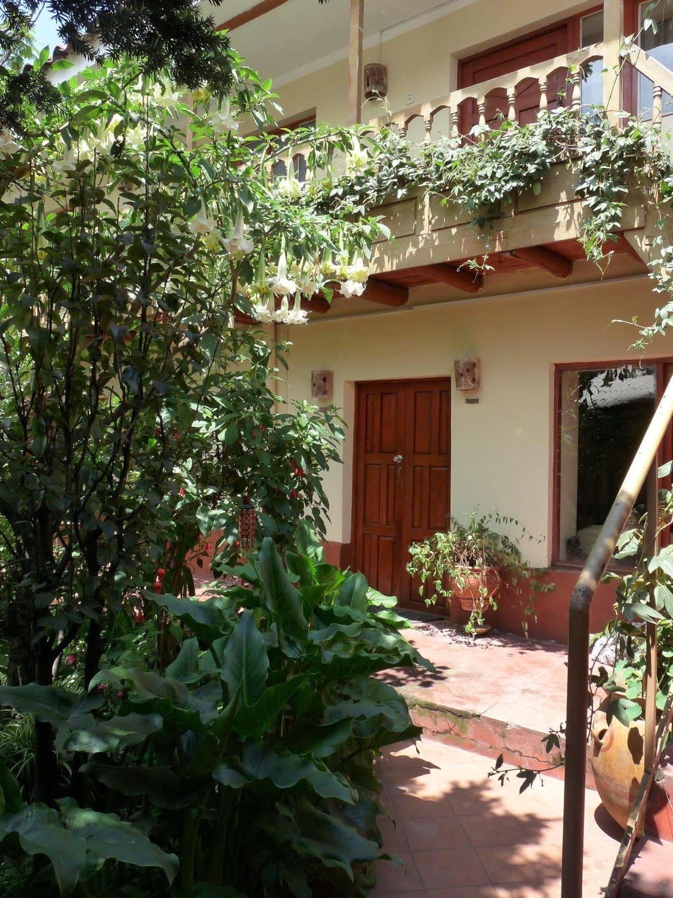 Kukuli Lodge B&B Cusco Exterior photo